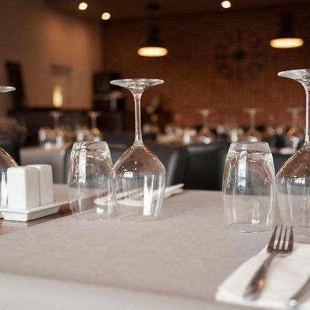 Logis Auberge Des Voyageurs Vandieres  エクステリア 写真