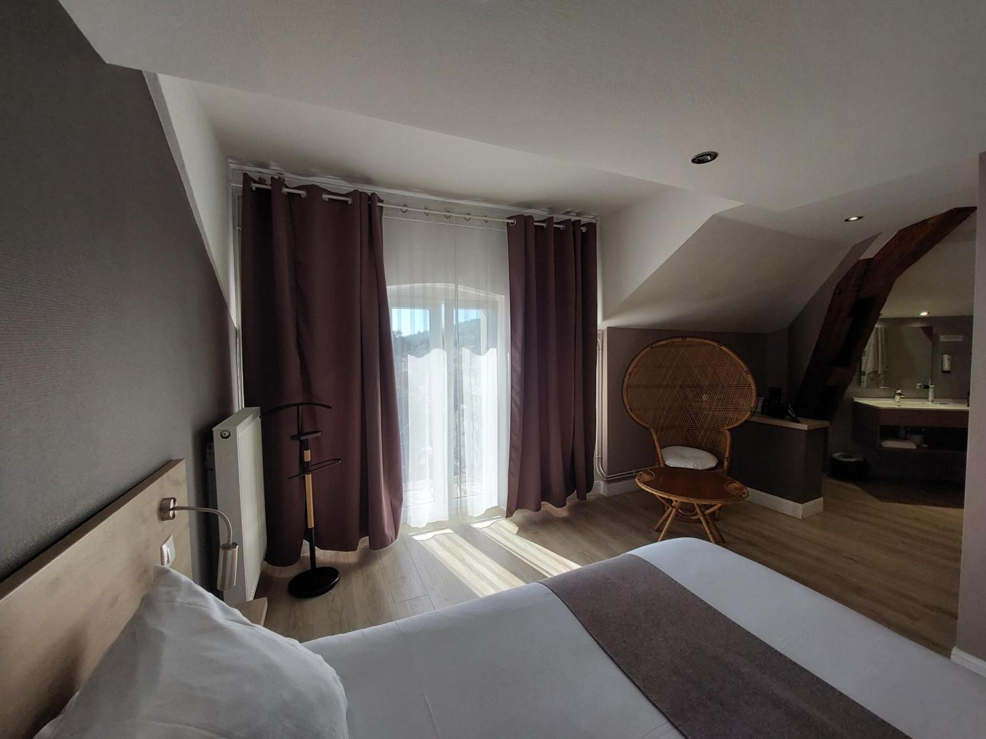 Logis Auberge Des Voyageurs Vandieres  エクステリア 写真