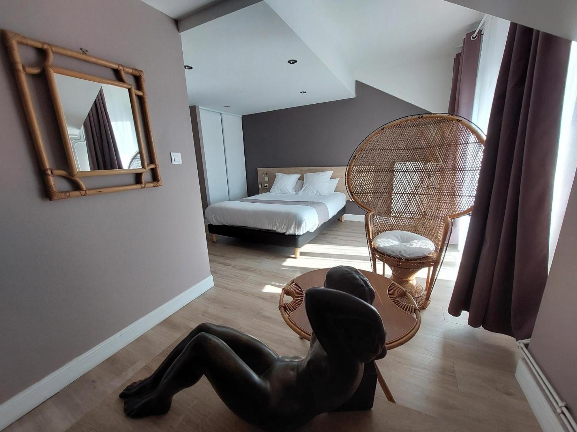 Logis Auberge Des Voyageurs Vandieres  エクステリア 写真