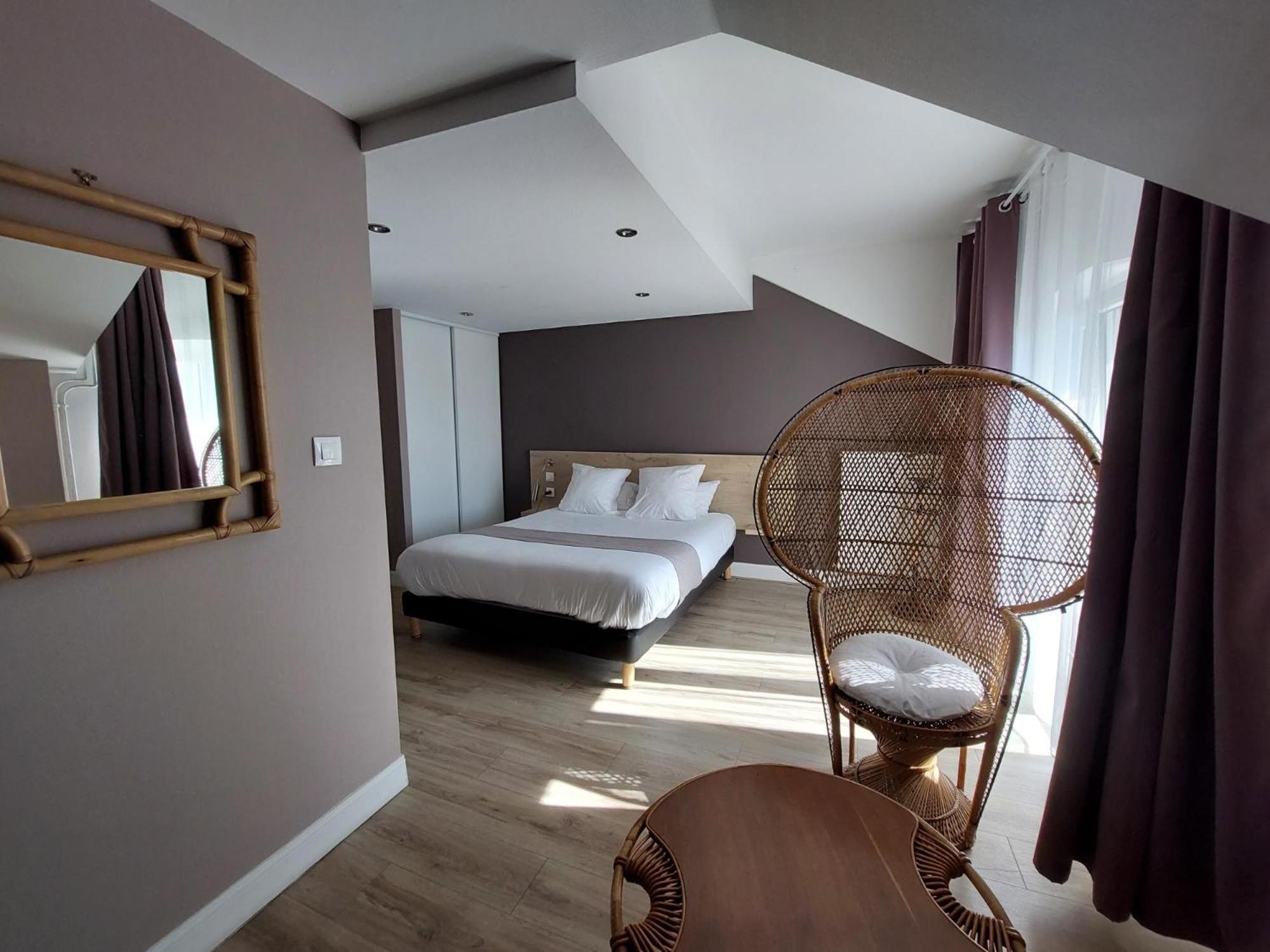 Logis Auberge Des Voyageurs Vandieres  エクステリア 写真